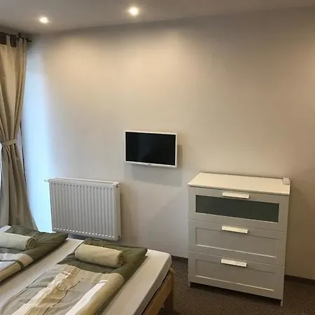 Pensionat Silver Garden 3*