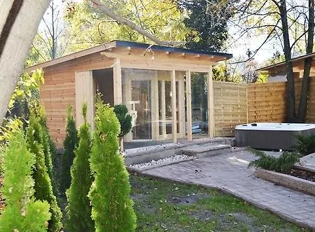 게스트하우스 Silver Garden 3*