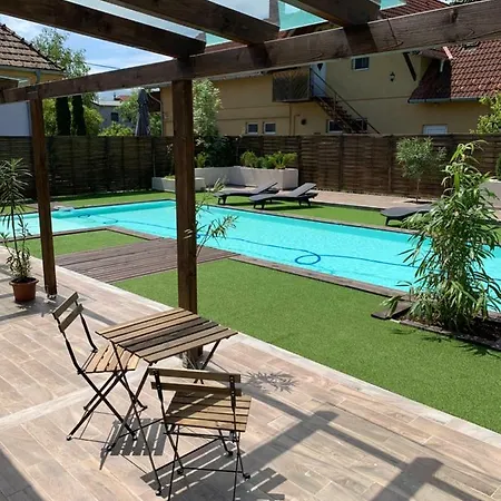 بيت ضيافة Silver Garden شيوفوك