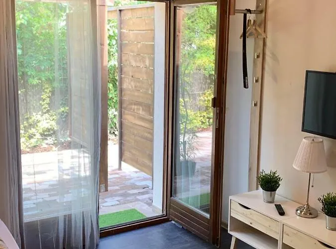 Silver Garden Affittacamere 3*